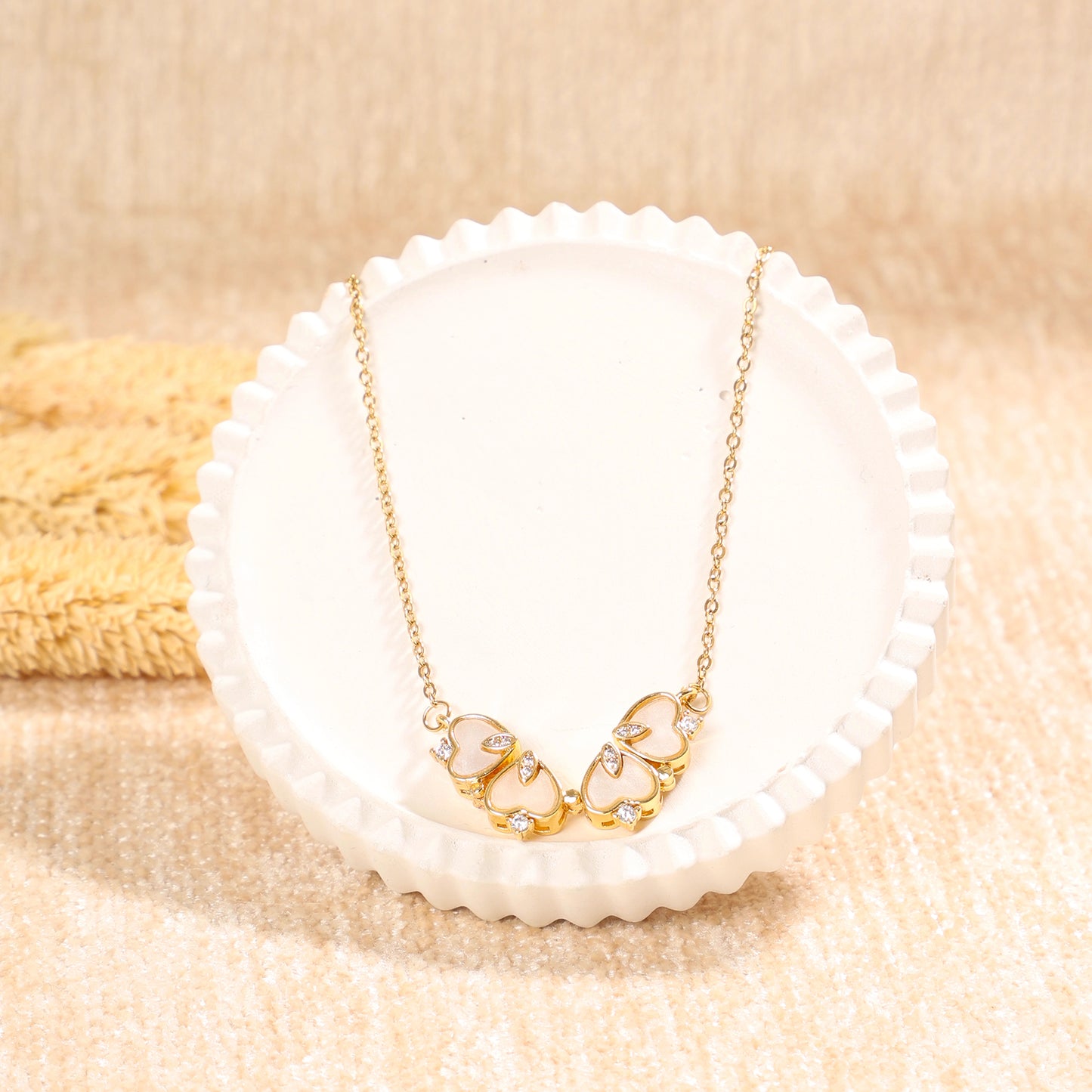 Lucky Clover Flower Necklace