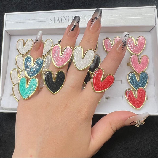 Heart-shaped gold ring