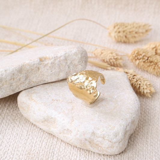 Golden "Hammered Gold" Ring