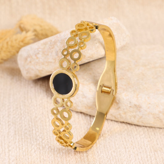 Golden Engraved "Van Cleef" Bracelet
