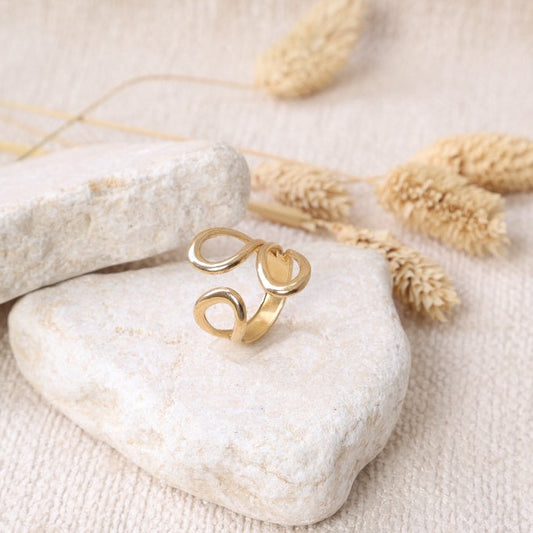 Golden Wrapped Elegance Ring
