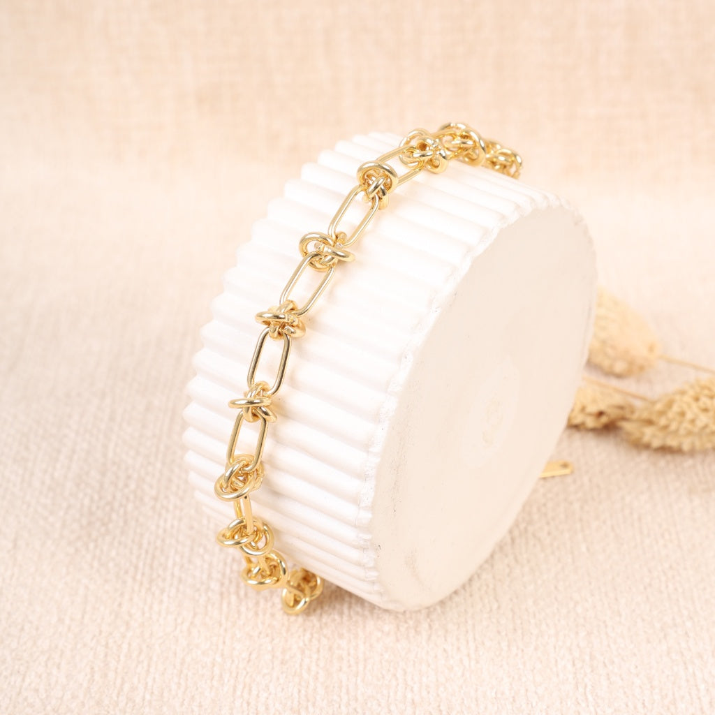 Golden Linked Chain Bracelet