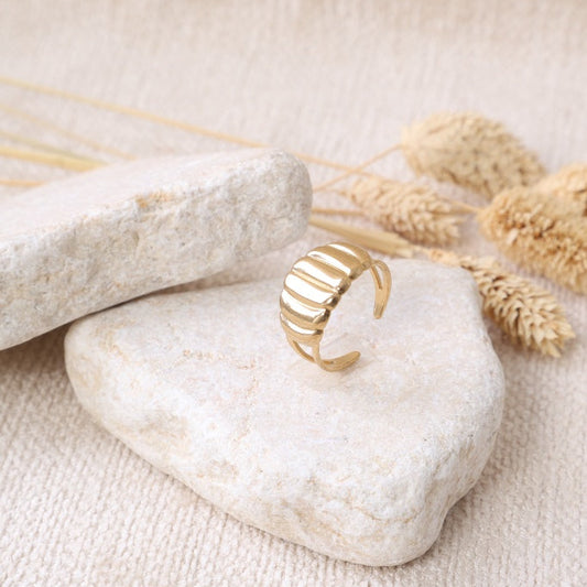 Golden Cross-Lined Ring