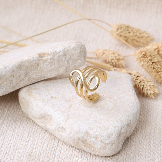 Golden Wrapped Elegance Ring