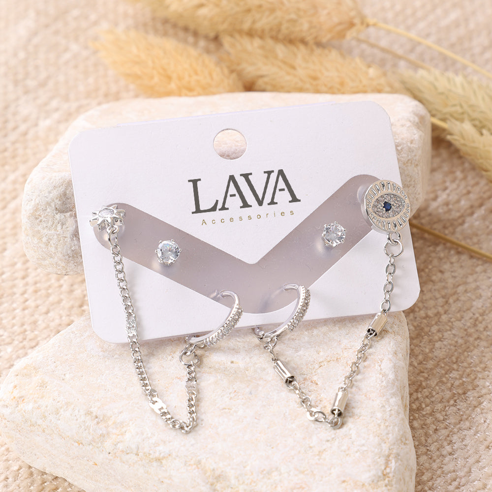 Gold Clover Stud Earrings with Mother of Pearl Inlay