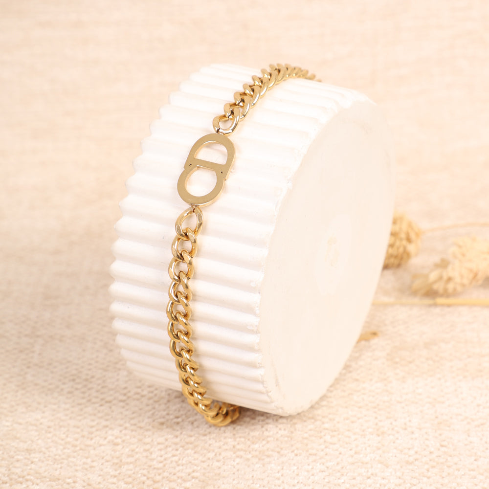 Gold Curb Chain Bracelet with Logo Accent