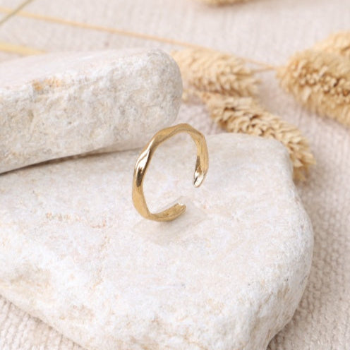 Golden "Linked Chain" Ring