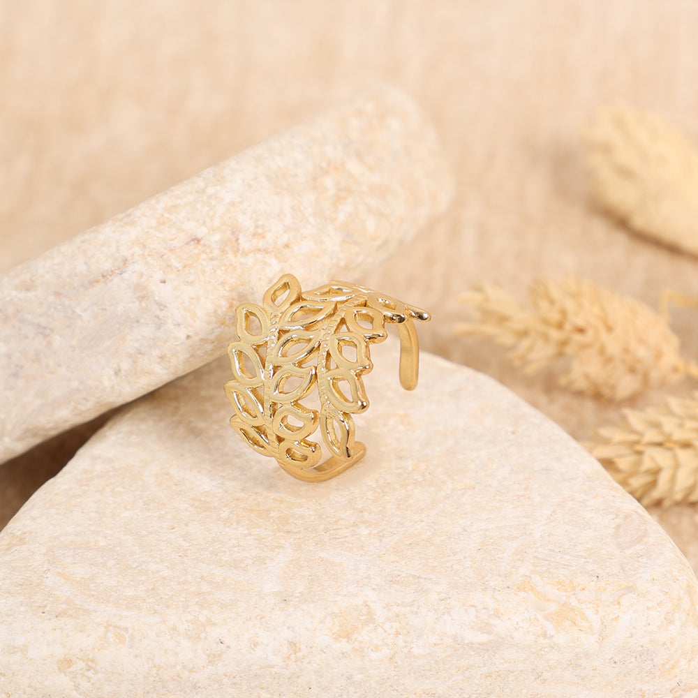 Intricate Openwork Leaves Gold-Plated Adjustable Ring