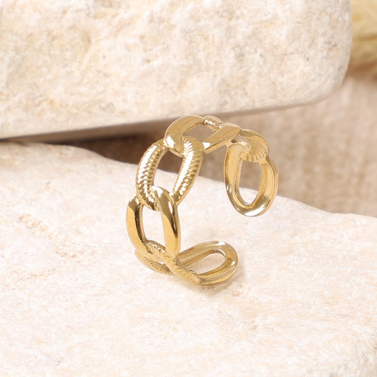 Golden Linked Chain Ring