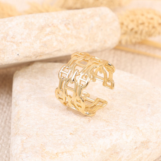 Golden Linked Chain Ring