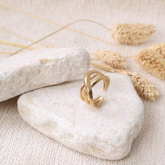 Golden Wrapped Elegance Ring