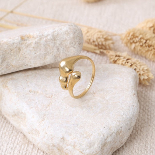 Golden Wrapped Elegance Ring